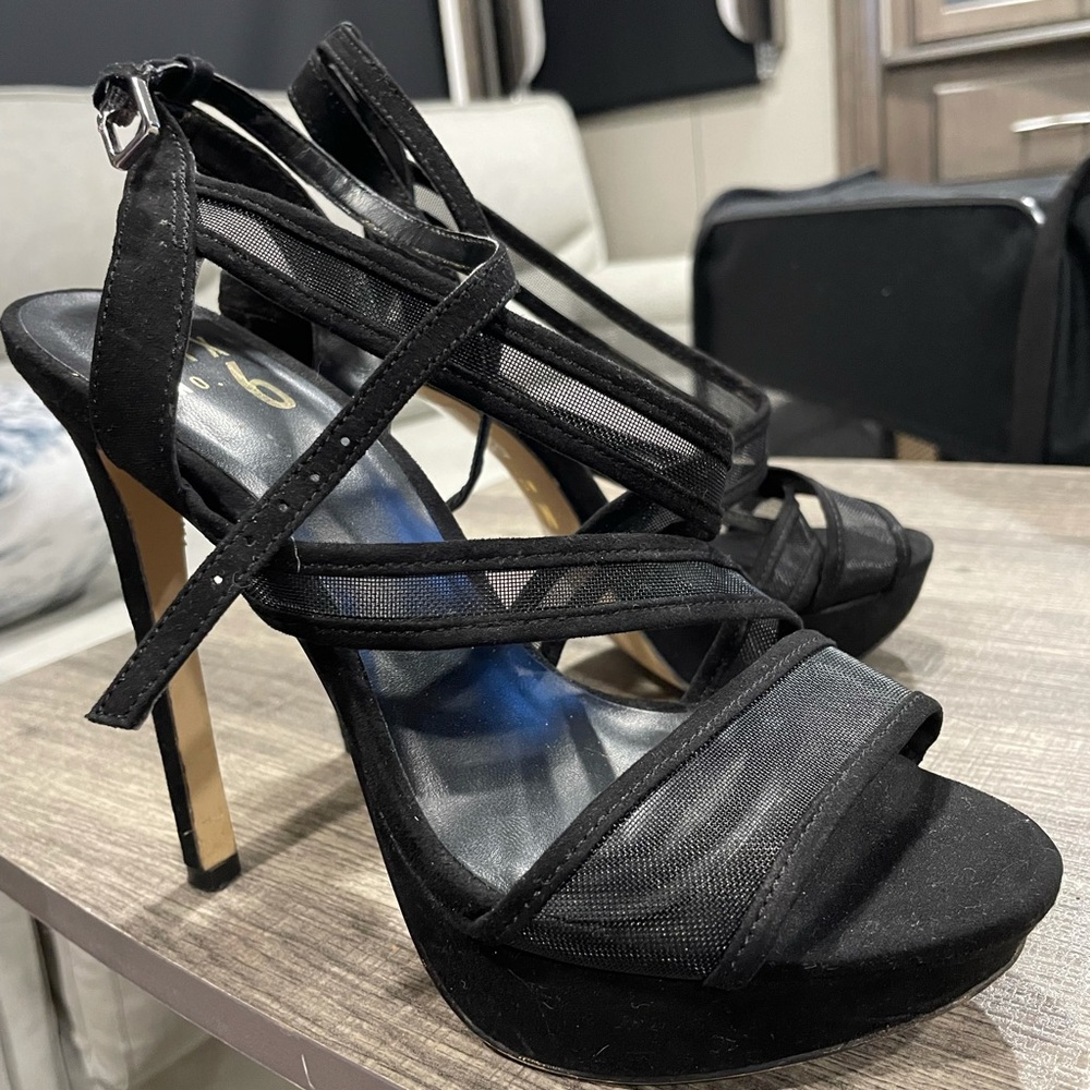 Mix No. 6 Black/Mesh Size 7 Stilettos